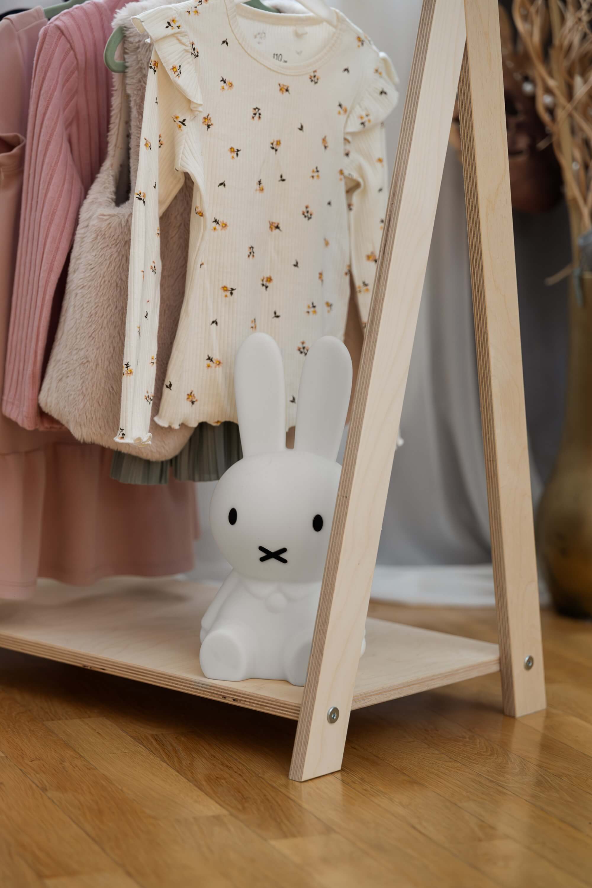 Meowbaby Tipi Hanger - Drewniany Wieszak na Ubranka dla Dzieci