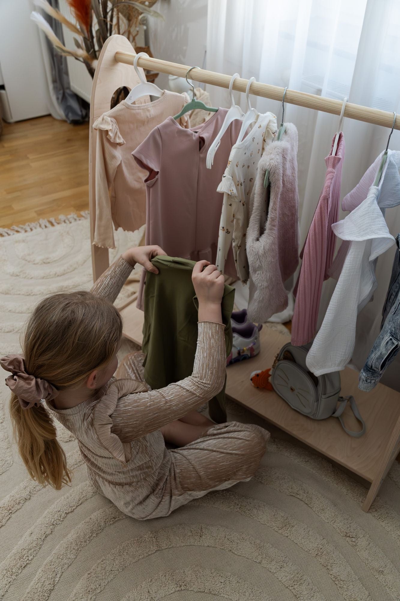 Meowbaby Soft Hanger - Drewniany Wieszak na Ubranka dla Dzieci