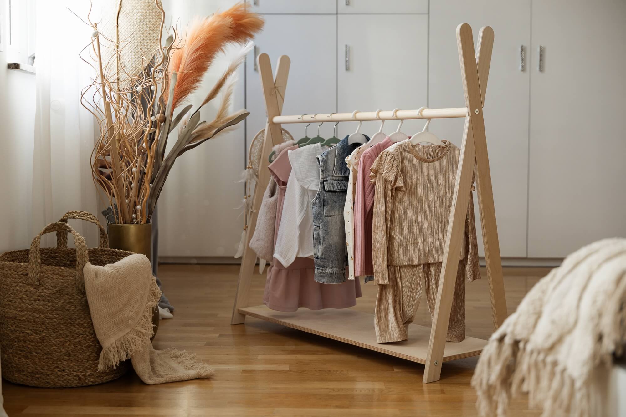 Meowbaby Tipi Hanger - Drewniany Wieszak na Ubranka dla Dzieci